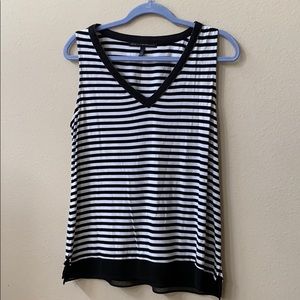 Sleeveless Black and White top